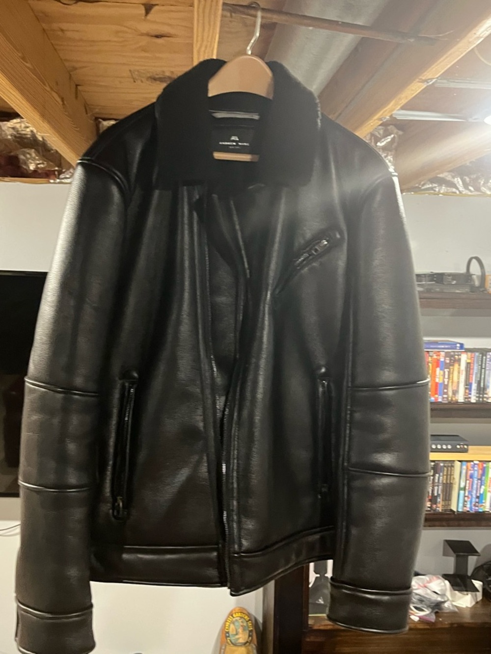 Amazingly warm Andrew Marc Black Leather Bomber Jacket with Shearling Collar
